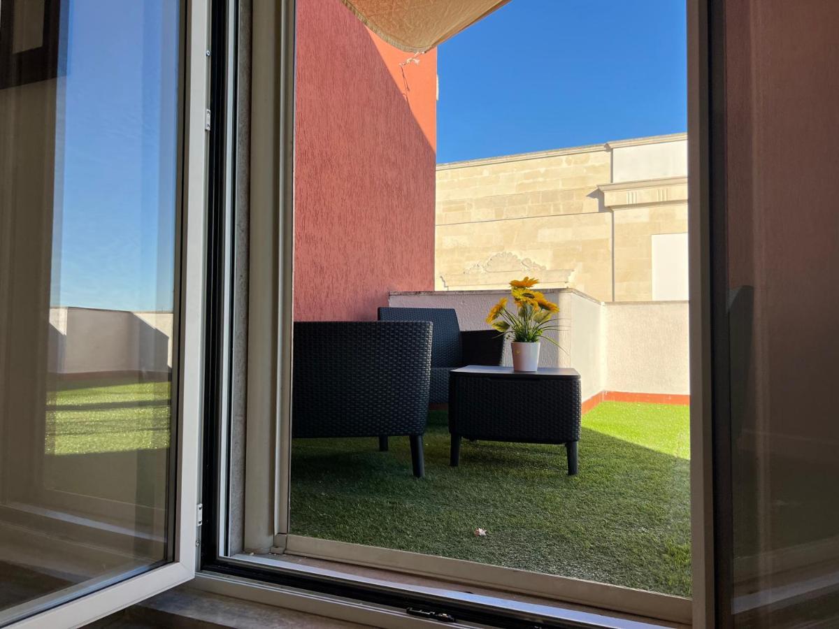 Loft Con Terrazzo A Livello Stazione Apartamento Lecce Exterior foto