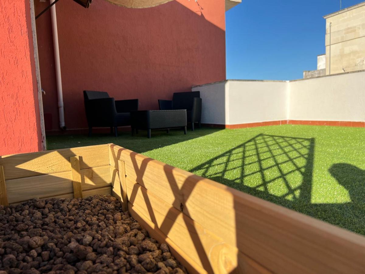 Loft Con Terrazzo A Livello Stazione Apartamento Lecce Exterior foto